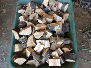 Smoking wood chunks,Apple and oak whiskey Barrel Chunks